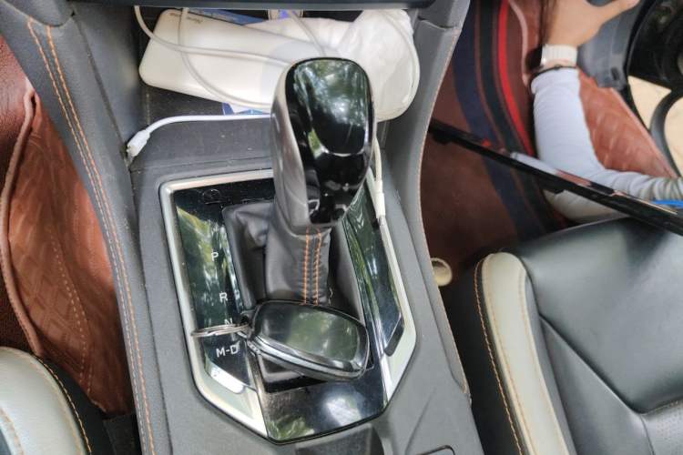 Used Subaru XV 2019 2.0i e-Boxer Flagship Edition EyeSight China V-standard Gear Lever