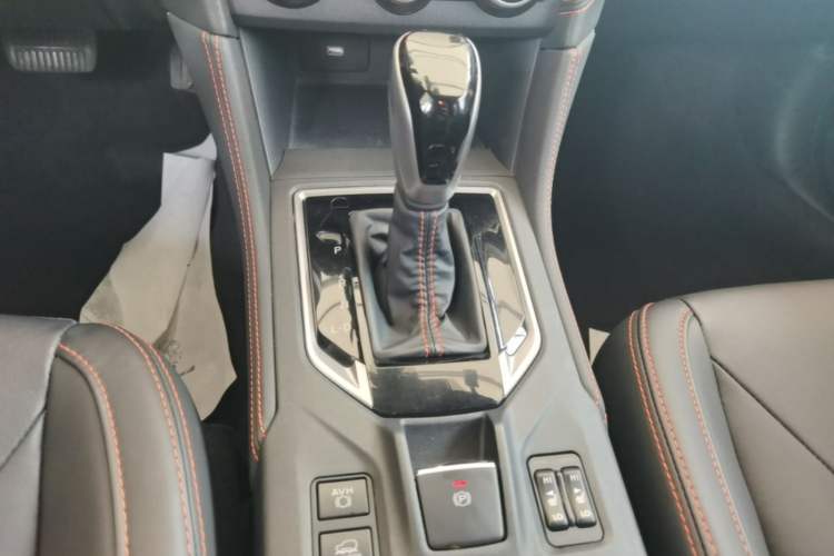 Used Subaru XV 2019 2.0i All-Wheel-Drive Luxury Edition with EyeSight China V Standard Gear Lever