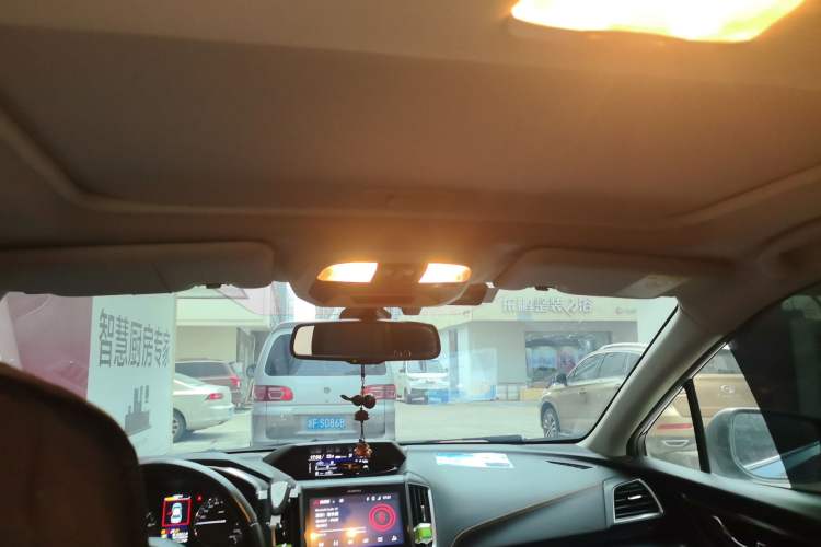 Used Subaru XV 2019 2.0i All-Wheel-Drive Luxury Edition China VI Standard Headliner
