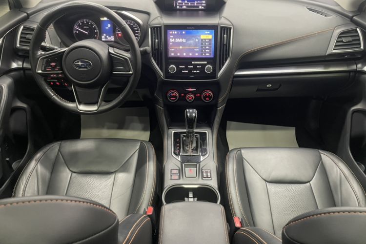 Used Subaru XV 2019 2.0i All-Wheel-Drive Luxury Edition China VI Standard Interior 3