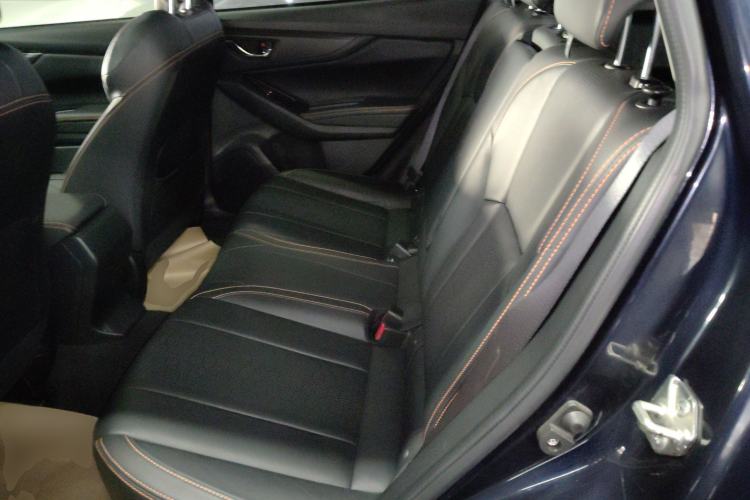 Used Subaru XV 2019 2.0i All-Wheel-Drive Luxury Edition China VI Standard Interior 4