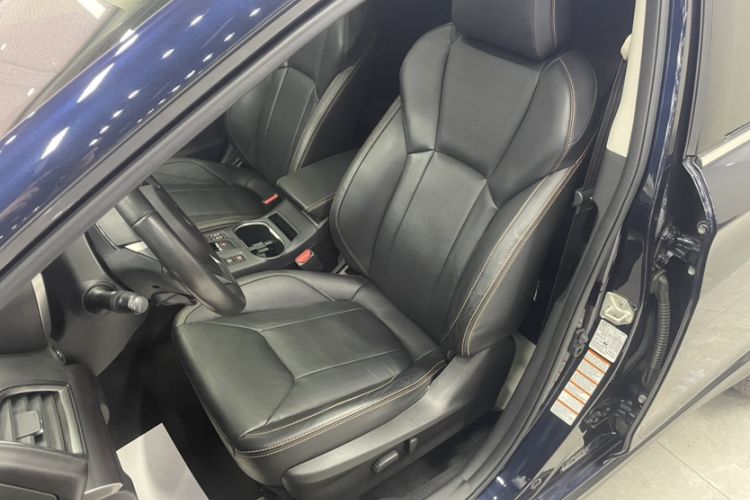 Used Subaru XV 2019 2.0i All-Wheel-Drive Luxury Edition China VI Standard Interior 6