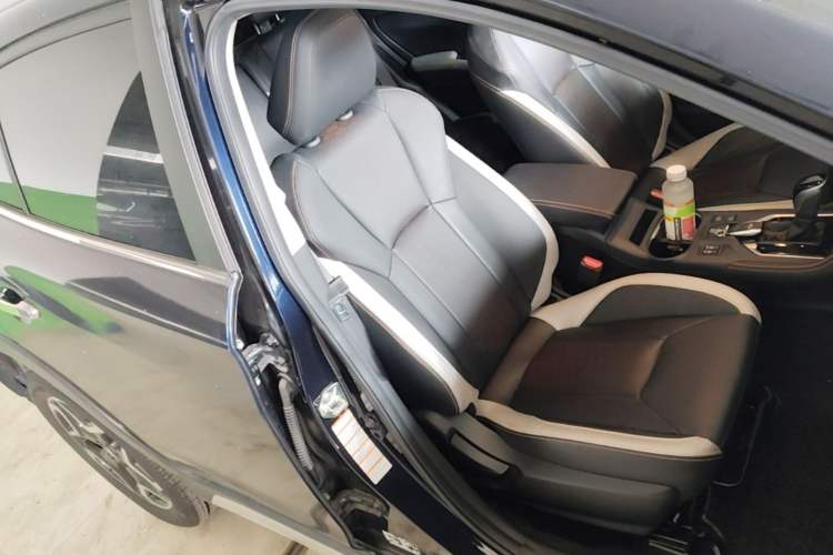 Used Subaru XV 2019 2.0i e-Boxer Flagship Edition EyeSight China V-standard Right Front Seat