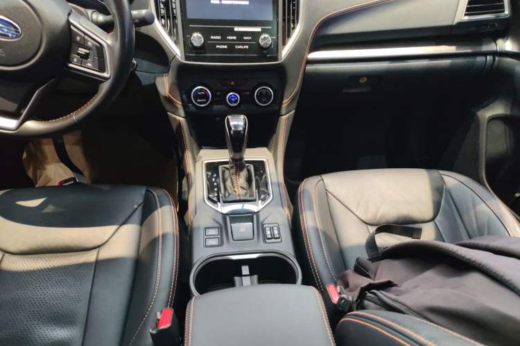 Used Subaru XV 2019 2.0i All-Wheel-Drive Luxury Edition EyeSight China VI Gear Lever