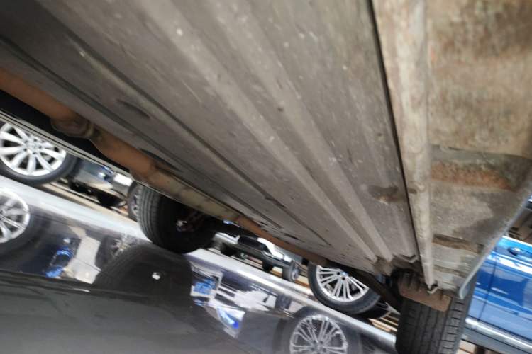 Used Subaru XV 2019 2.0i All-Wheel-Drive Luxury Edition EyeSight China VI Left Side Sill
