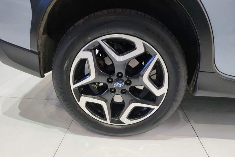 Used Subaru XV 2019 2.0i All-Wheel-Drive Luxury Edition EyeSight China VI Right Rear Wheel Hub