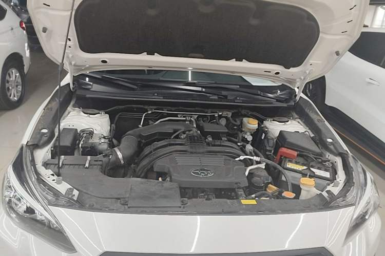 Used Subaru XV 2019 2.0i All-Wheel-Drive Luxury Edition EyeSight China VI Engine Bay