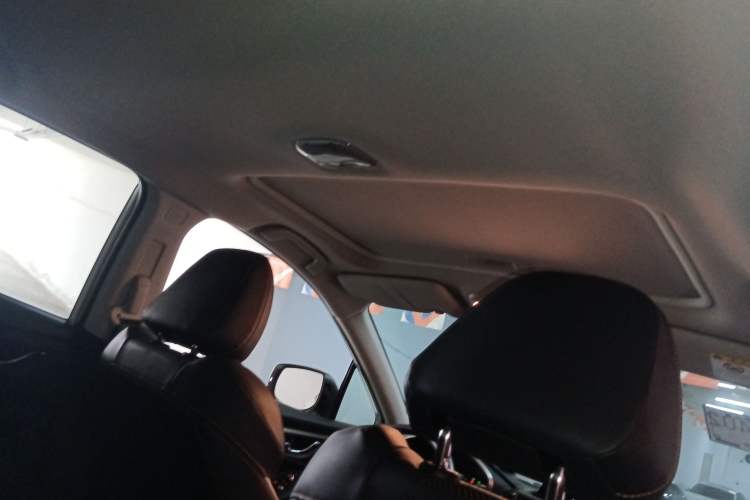 Used Subaru XV 2019 2.0i e-Boxer Flagship Edition with EyeSight China VI compliant Headliner
