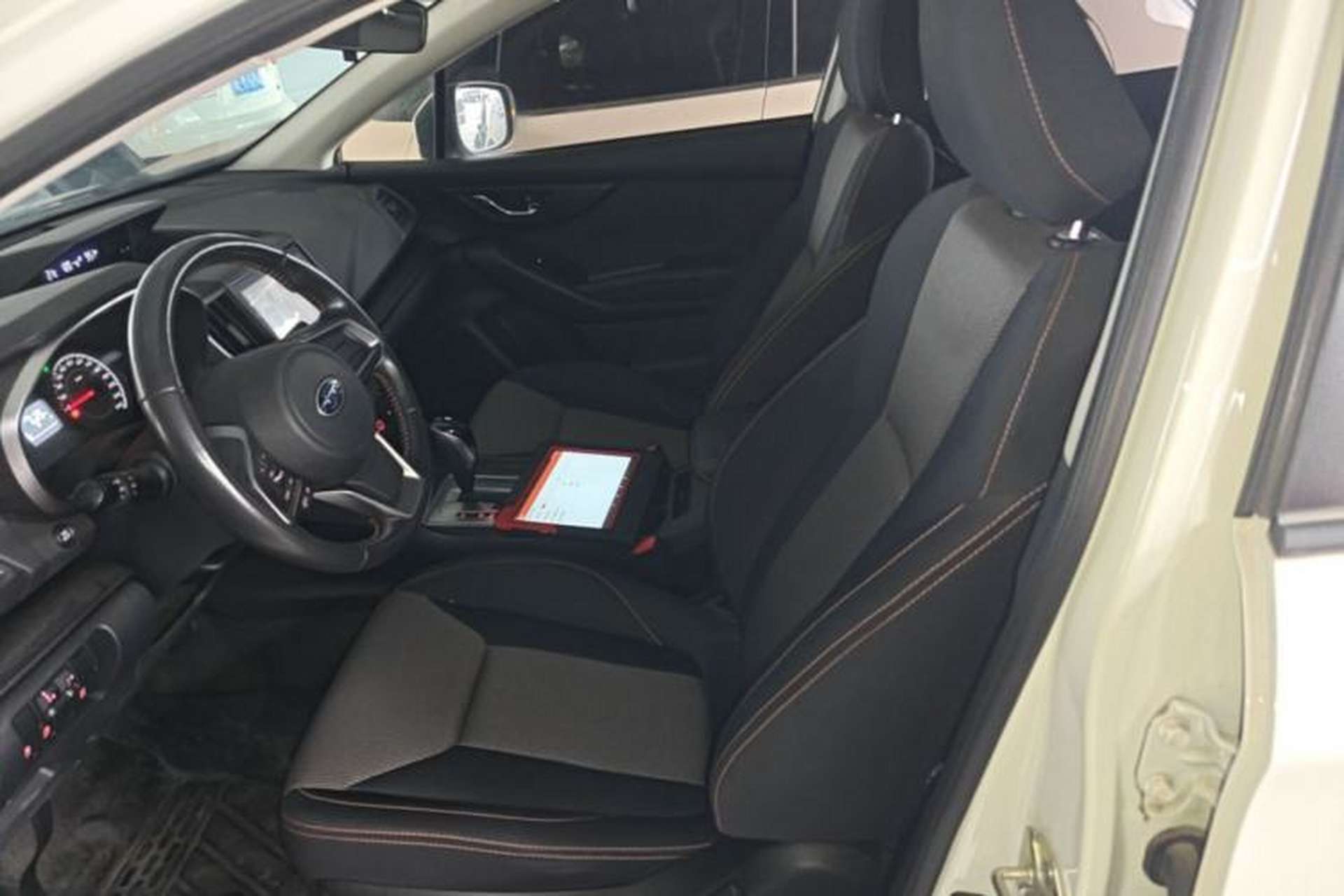 Used Subaru XV 2019 2.0i All-Wheel-Drive Elite Edition China VI Standard Left Front Seat