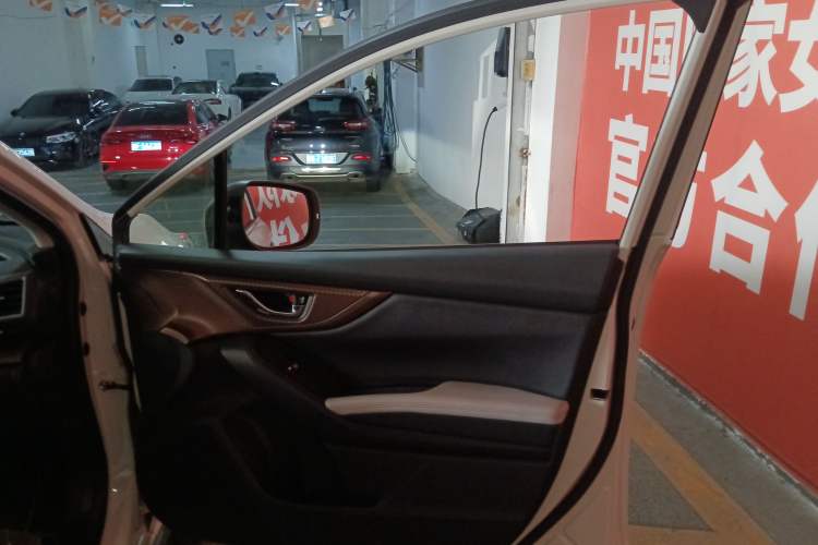 Used Subaru XV 2019 2.0i e-Boxer Flagship Edition with EyeSight China VI compliant Right Front Door Interior