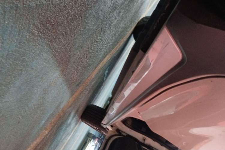 Used Subaru XV 2019 2.0i e-Boxer Flagship Edition with EyeSight China VI compliant Right Side Sill