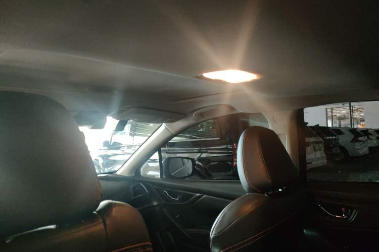 Used Subaru XV 2020 Revised Version 2.0i All-Wheel-Drive Luxury Edition with EyeSight Headliner