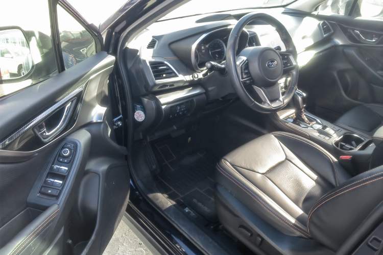 Used Subaru XV 2020 2.0i All-Wheel-Drive Luxury Edition EyeSight Interior 3