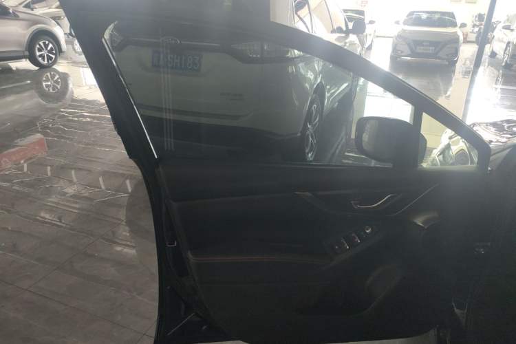 Used Subaru XV 2020 Revised Version 2.0i All-Wheel-Drive Luxury Edition with EyeSight Left Front Door Interior