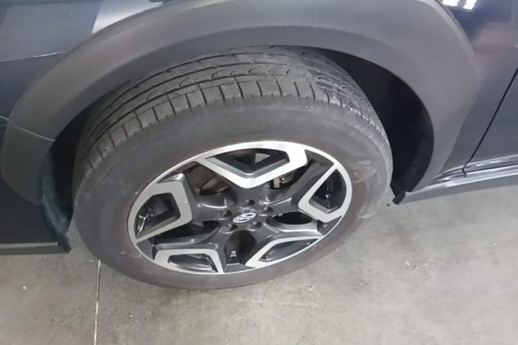 Used Subaru XV 2020 2.0i All-Wheel-Drive Luxury Edition EyeSight Left Front Wheel Hub