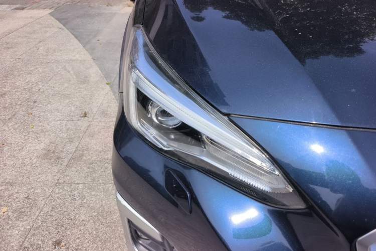 Used Subaru XV 2020 2.0i e-Boxer Flagship Edition with EyeSight Right Front Headlight