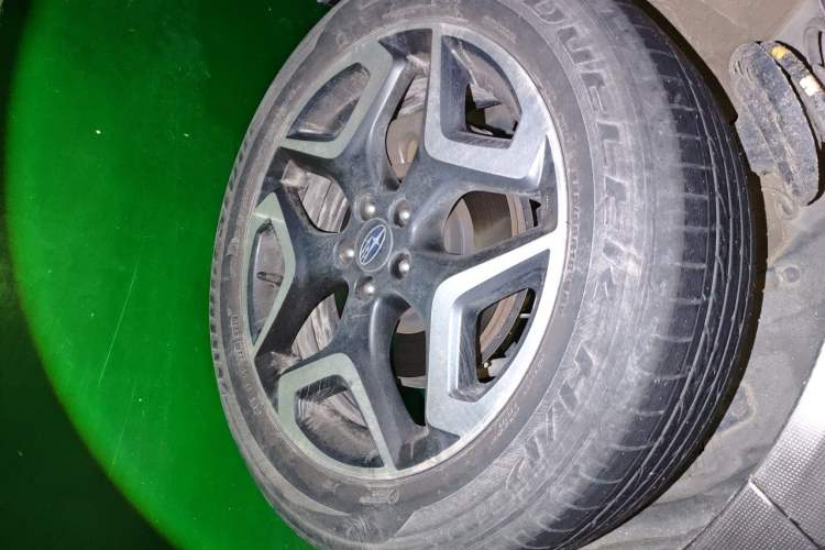Used Subaru XV 2020 2.0i All-Wheel-Drive Luxury Edition Right Front Wheel Hub