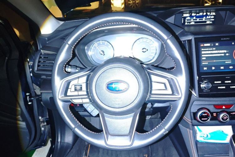 Used Subaru XV 2020 2.0i All-Wheel-Drive Luxury Edition Steering Wheel