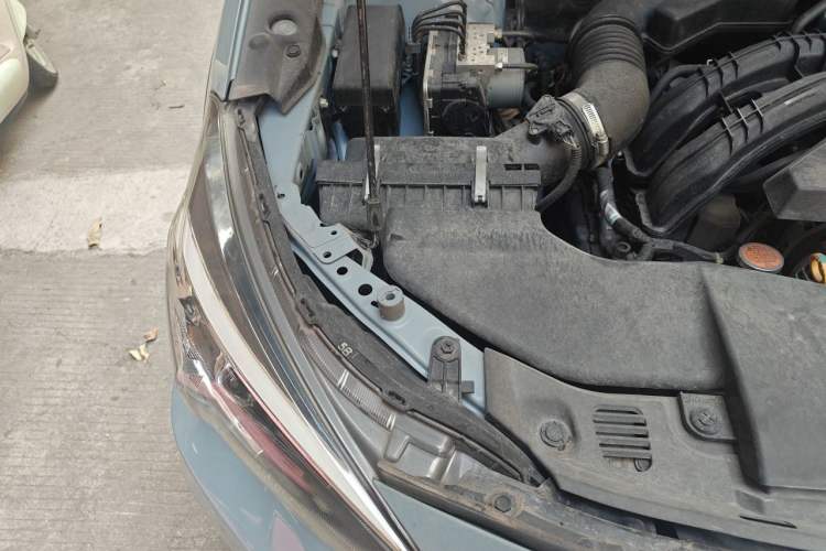 Used Subaru XV 2020 2.0i All-Wheel-Drive Luxury Edition EyeSight Engine Bay Right