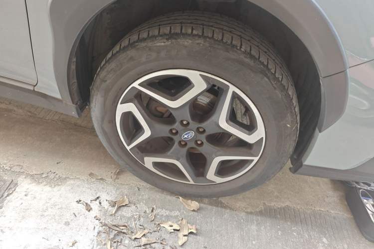 Used Subaru XV 2020 2.0i All-Wheel-Drive Luxury Edition EyeSight Right Front Wheel Hub
