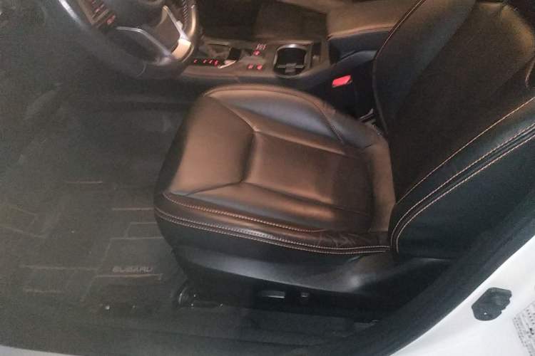 Used Subaru XV 2020 Revised Version 2.0i All-Wheel-Drive Luxury Edition with EyeSight Left Front Seat