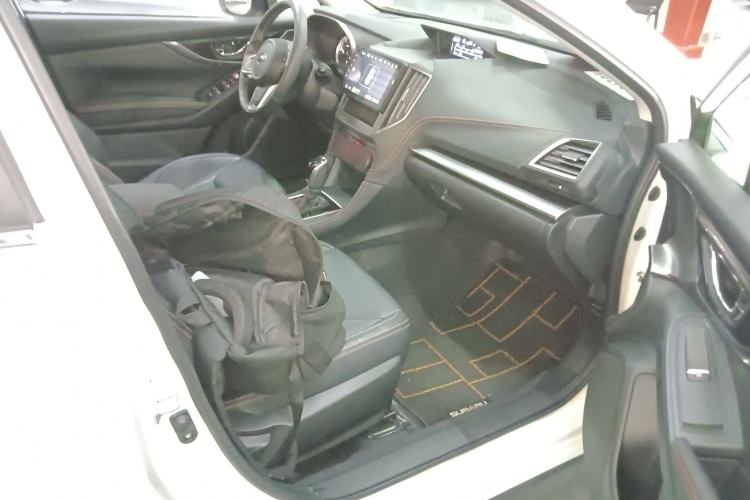 Used Subaru XV 2020 Revised Version 2.0i All-Wheel-Drive Luxury Edition with EyeSight Right Front Seat