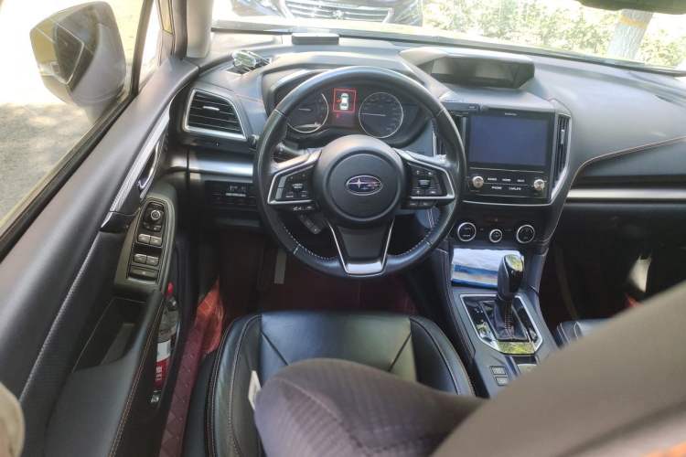 Used Subaru XV 2020 Revised Version 2.0i All-Wheel-Drive Luxury Edition with EyeSight Steering Wheel