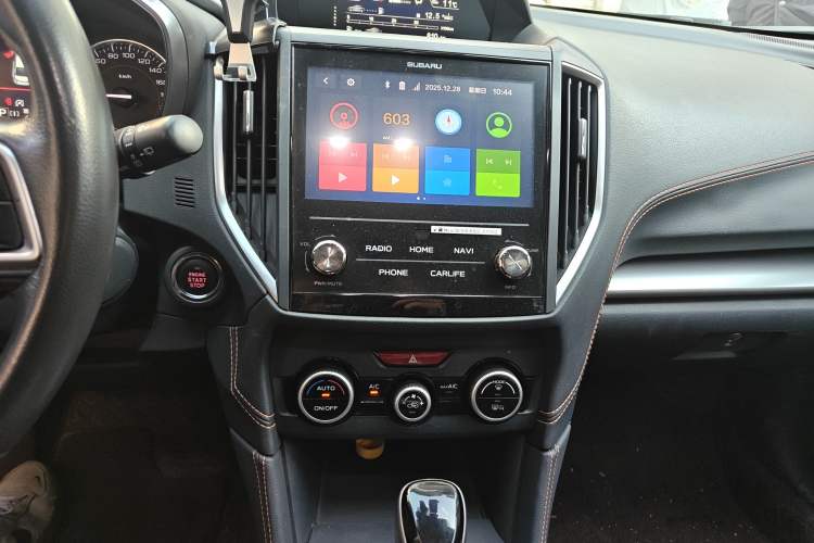 Used Subaru XV 2021 2.0i All-Wheel-Drive Luxury Edition EyeSight Audio And AC Panel