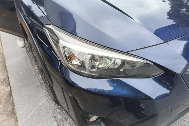 Used Subaru XV 2021 2.0i All-Wheel-Drive Luxury Edition Right Front Headlight