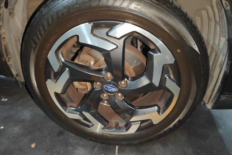 Used Subaru XV 2021 2.0i All-Wheel-Drive Luxury Edition EyeSight Right Front Wheel Hub