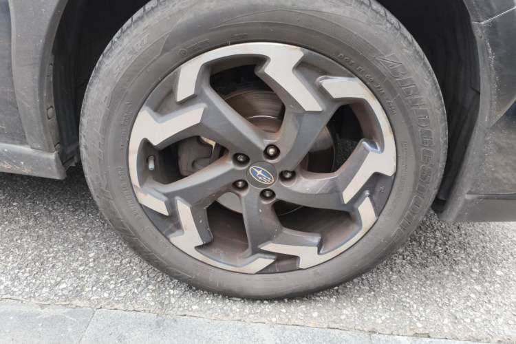 Used Subaru XV 2021 2.0i All-Wheel-Drive Luxury Edition Right Front Wheel Hub