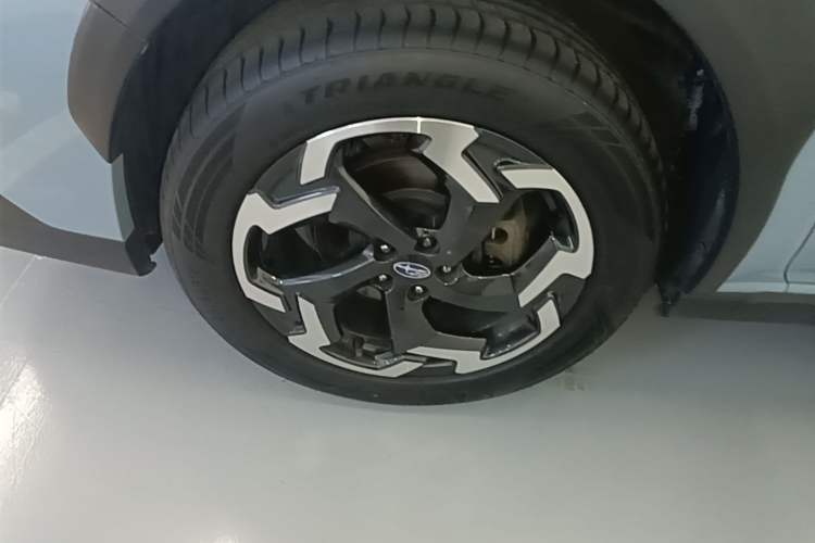 Used Subaru XV 2021 2.0i All-Wheel-Drive Luxury Edition EyeSight Left Front Wheel Hub