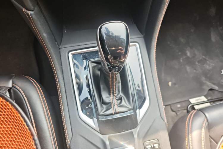 Used Subaru XV 2021 2.0i All-Wheel-Drive Luxury Edition EyeSight Gear Lever