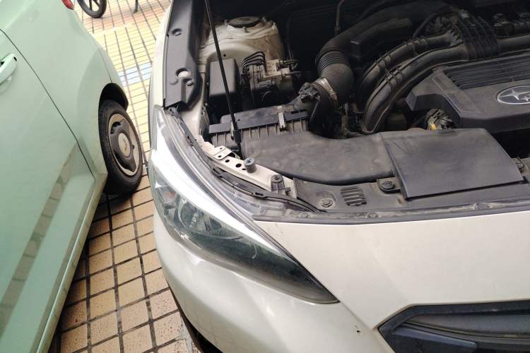 Used Subaru XV 2021 2.0i All-Wheel-Drive Luxury Edition Engine Bay Right