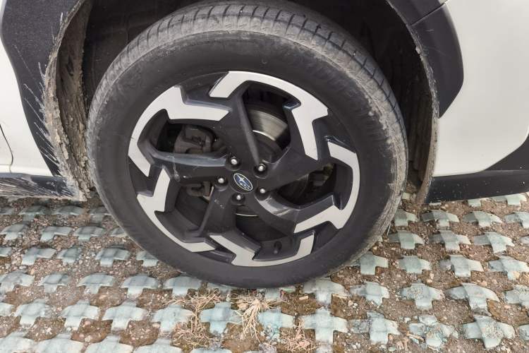 Used Subaru XV 2021 2.0i All-Wheel-Drive Luxury Edition EyeSight Right Front Wheel Hub