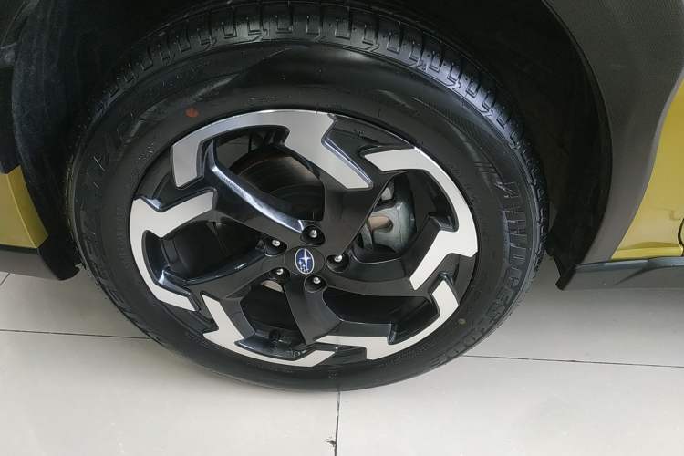Used Subaru XV 2021 2.0i All-Wheel-Drive Luxury Edition Left Front Wheel Hub