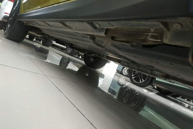 Used Subaru XV 2021 2.0i All-Wheel-Drive Luxury Edition Left Side Sill