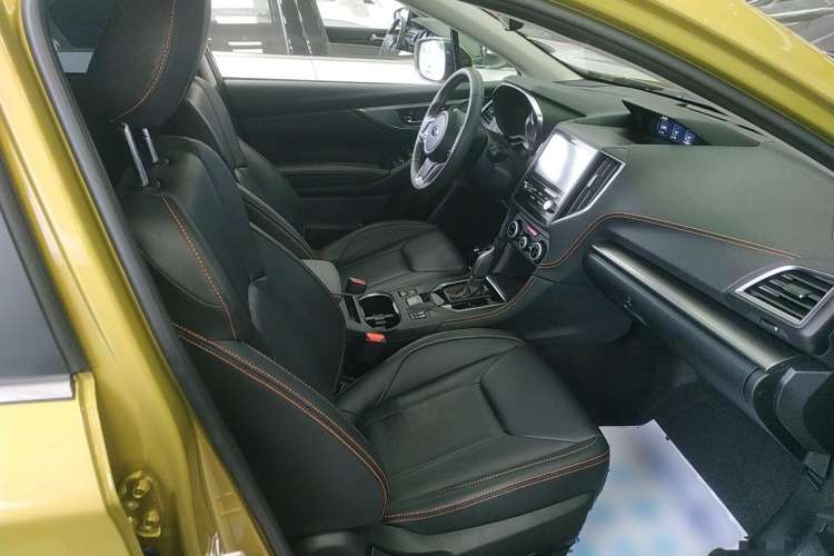 Used Subaru XV 2021 2.0i All-Wheel-Drive Luxury Edition Right Front Seat