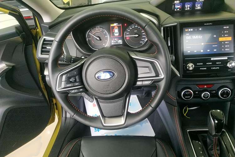 Used Subaru XV 2021 2.0i All-Wheel-Drive Luxury Edition Steering Wheel