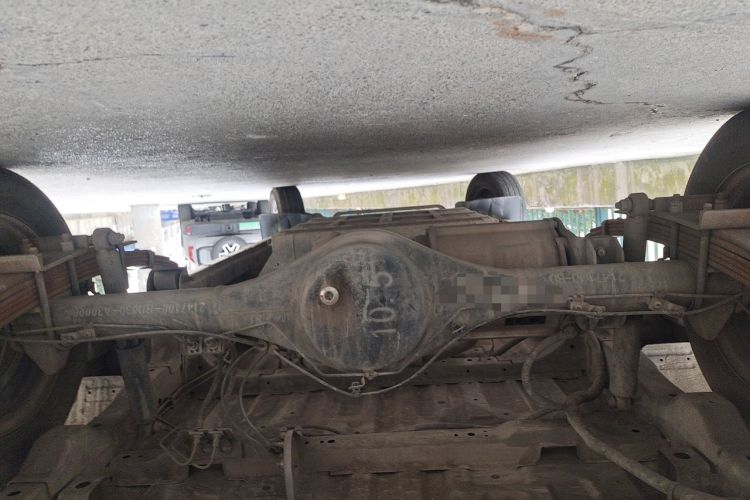 Used Sunlong Dishangtie 510 2022 Pure Electric Van Chassis Rear