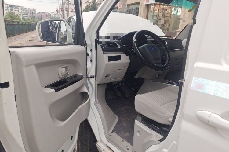 Used Sunlong Dishangtie 510 2022 Pure Electric Van Driver Seat