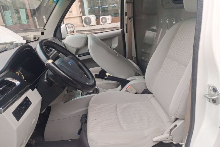 Used Sunlong Dishangtie 510 2022 Pure Electric Van Left Front Seat
