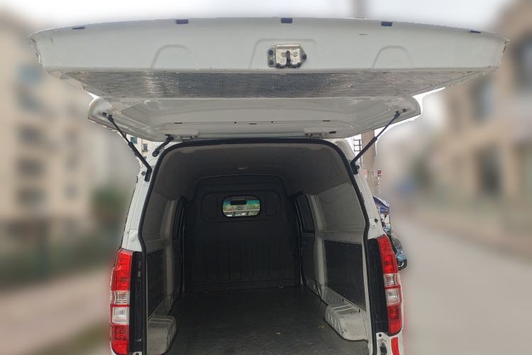 Used Sunlong Dishangtie 510 2022 Pure Electric Van Trunk