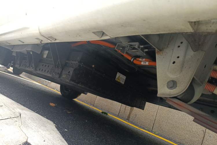 Used Sunlong Dishangtie 510 2022 Pure Electric Van Chassis Rear Left