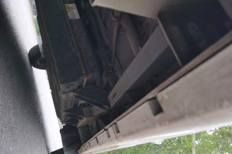 Used Sunlong Dishangtie 510 2022 Pure Electric Van Chassis Rear Right