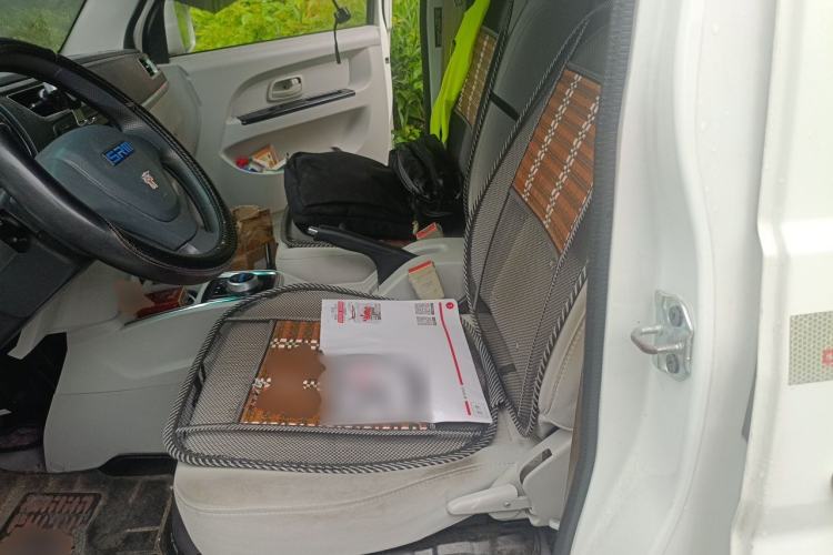 Used Sunlong Dishangtie 510 2022 Pure Electric Van Left Rear Seat