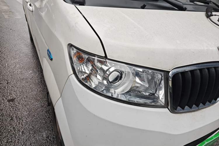 Used Sunlong Dishangtie 510 2022 Pure Electric Van Right Front Headlight