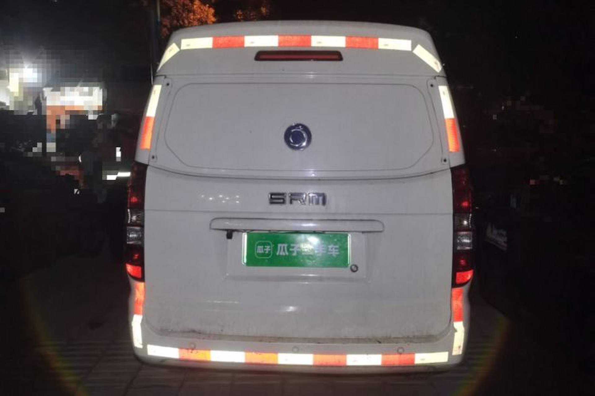 Used Sunlong DST 5 2021 All-Electric Van with 41.86 kWh Exterior 4