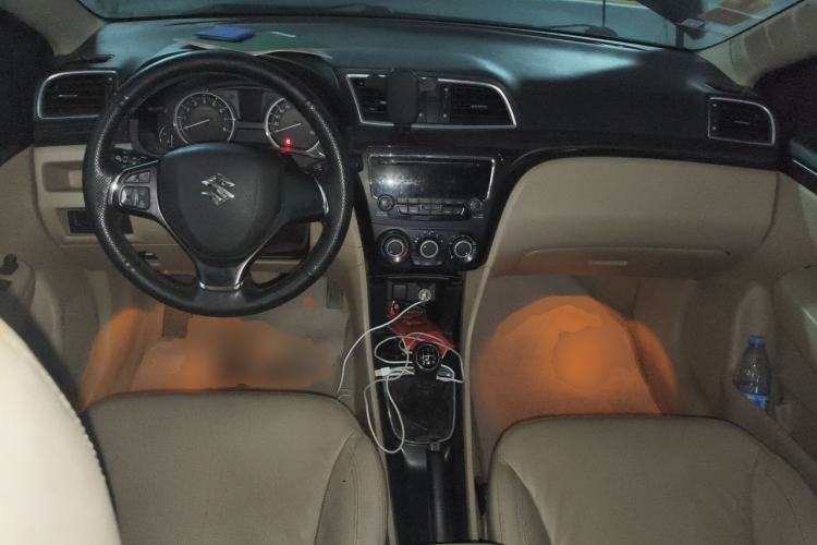 Used Suzuki Alivio 2015 1.6L Manual Enjoyment Model Center Console