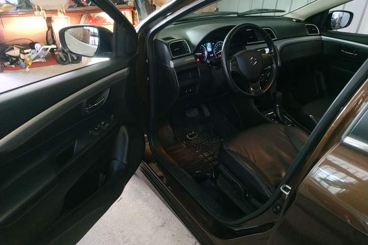 Used Suzuki Alivio 2015 1.6L Automatic Enjoyment Model Driver Seat